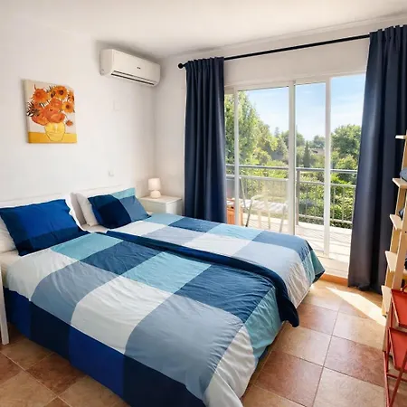 Semesterbostad House With Private Garden In Peaceful Area Close To Everything - Magnolia *